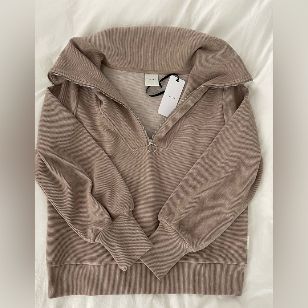 Varley Vine half-zip NWT